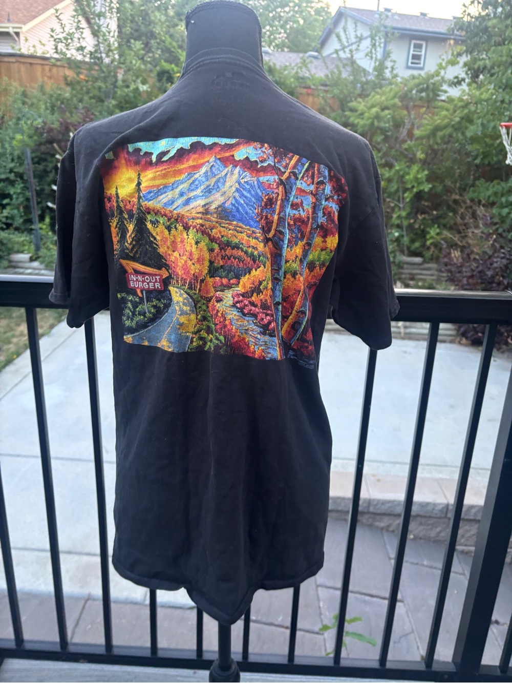 Women’s In-n-out Colorado Scenic Back-Print T-Shirt